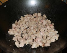 Плов со свининой - Периодически помешиваем мясо