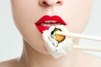 Едим суши правильно