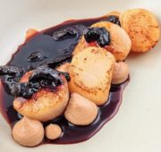 Как приготовить морские гребешки с печеночным муссом