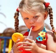 Готовим полезные напитки для детей