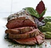 Говяжья вырезка с базиликовым маслом и пюре из цукини