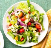 Греческий салат - шедевр греческой кухни