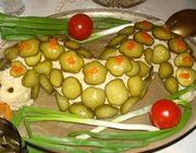 Новогодний салат "Змейка"