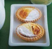 Тарталетки с рикоттой и изюмом