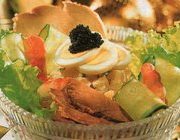 Телячий отварной язык с пряным картофелем