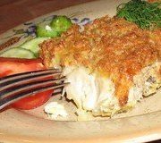 Рыба под хлебной корочкой с овощами