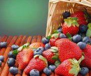 Ягоды и фрукты в русской кухне
