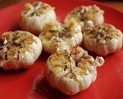Рецепт приготовления закуски "Запеки чеснок"