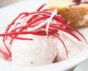 Рецепт йогуртово-клубничного мороженого