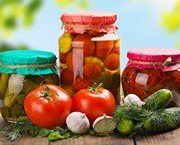 Маленькая кладовая солений: куда еще пристроить помидорки