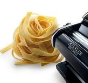 Какую купить тестораскаточную машину для дома?